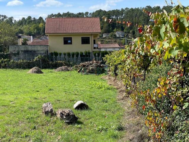 Casa en venta en Lobios