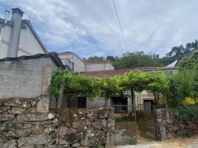 Casa en venta en Lobios