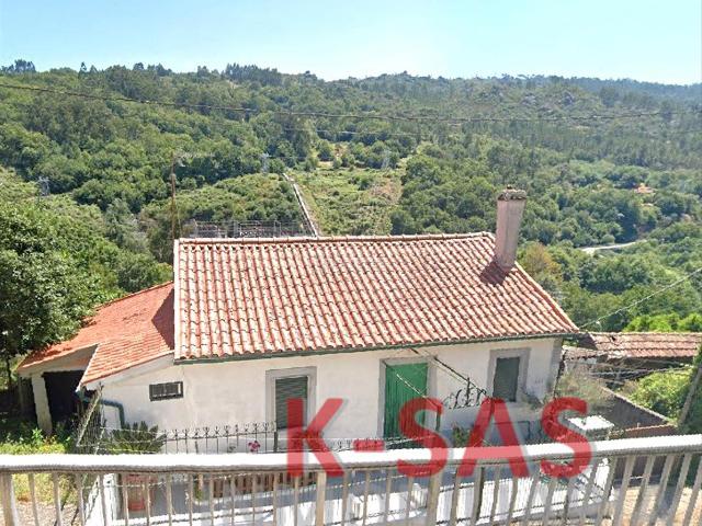 Casa en venta en Lobios