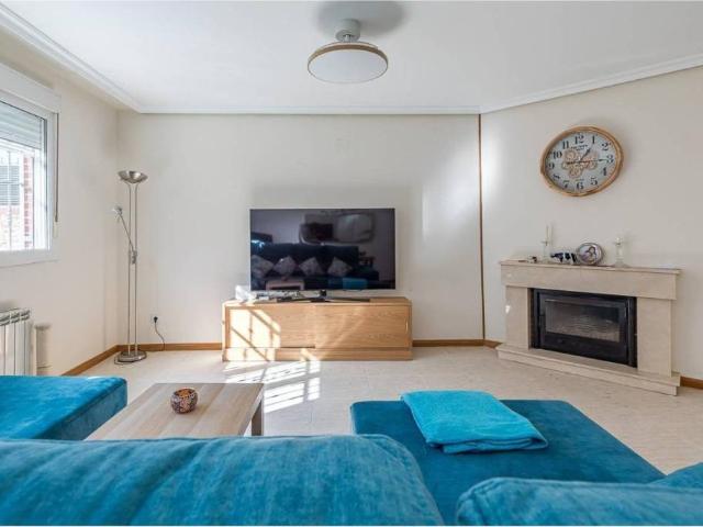 Casa en venta en Loeches, Madrid