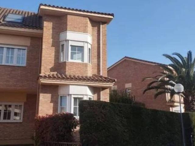 Casa en venta en Montesoria, Logroño