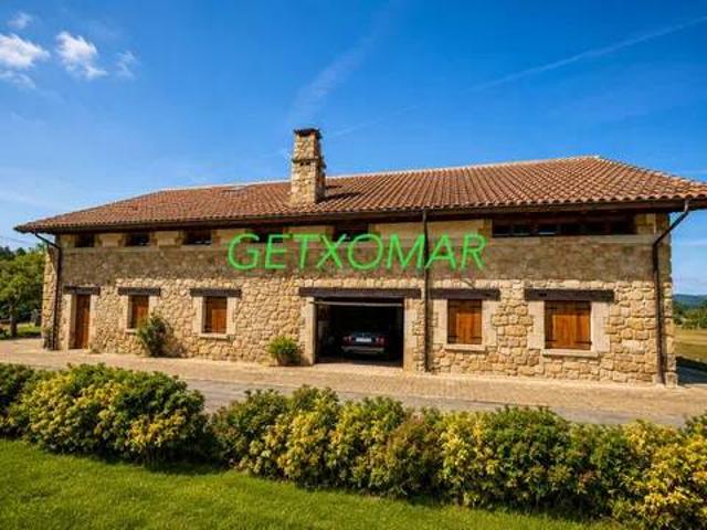 Casa en venta en Loiu, Guipúzcoa