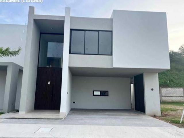 CASA EN VENTA EN LOMAS DEL DORADO RIVIERA VERACRUZANA | ARLETTE FLORES