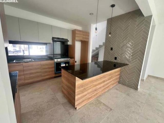 CASA EN VENTA EN LOMAS DEL DORADO RIVIERA VERACRUZANA | ARLETTE FLORES