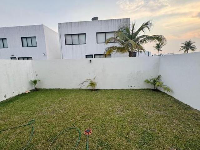 CASA EN VENTA EN LOMAS DEL DORADO RIVIERA VERACRUZANA | ARLETTE FLORES