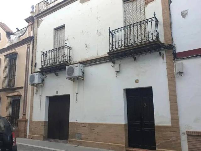 Casa en venta en Lora Del Río, Andalucía