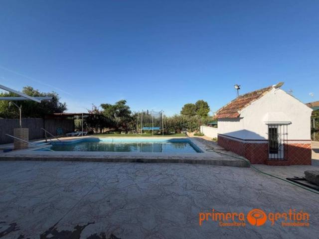 Casa en venta en Lora Del Río, Andalucía
