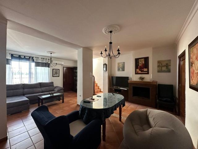 Casa en venta en Lora Del Río, Andalucía