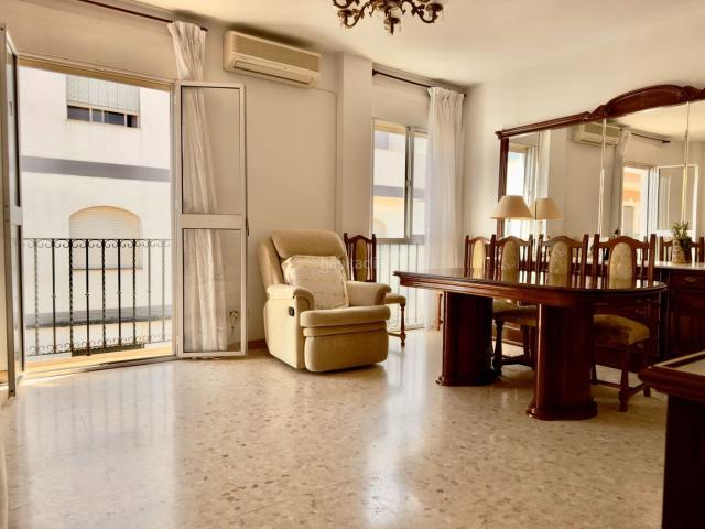 Casa en venta en Lora del Río, Sevilla