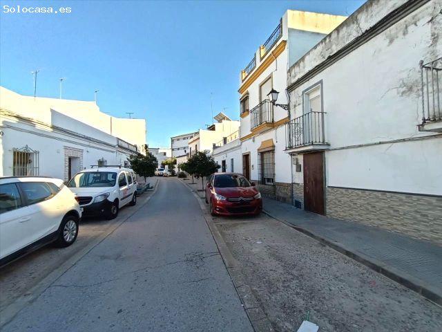 Casa en venta en Lora Del Río, Andalucía
