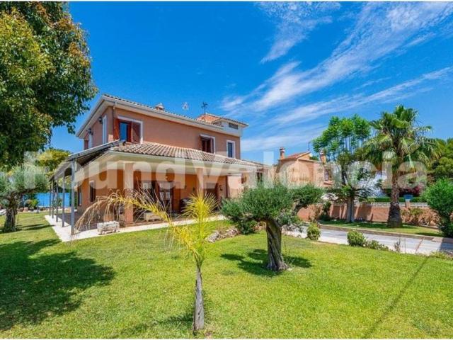 Casa en venta en el Camp de Túria, Valencia