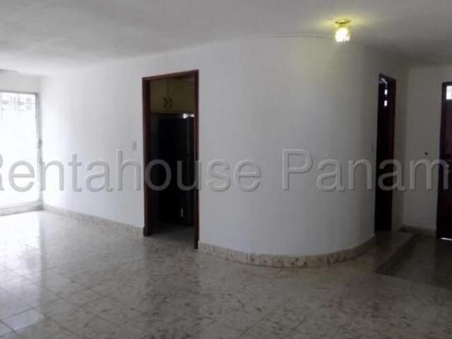 Casa en Venta en Los Angeles Los Angeles Chiriquí 497 m2. 4 hab
