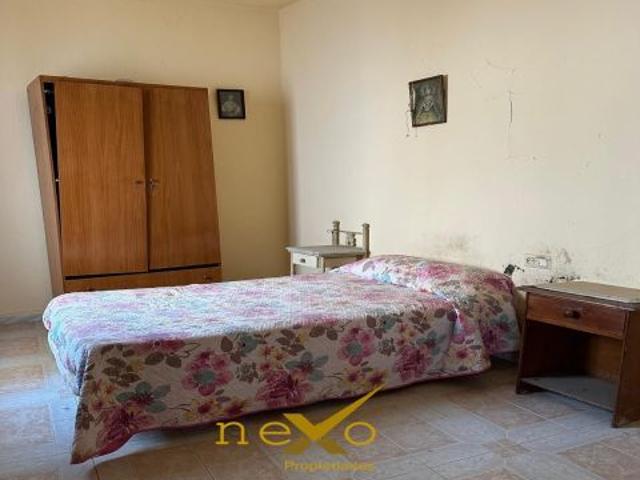 Casa en venta en Carmona, Andalucía