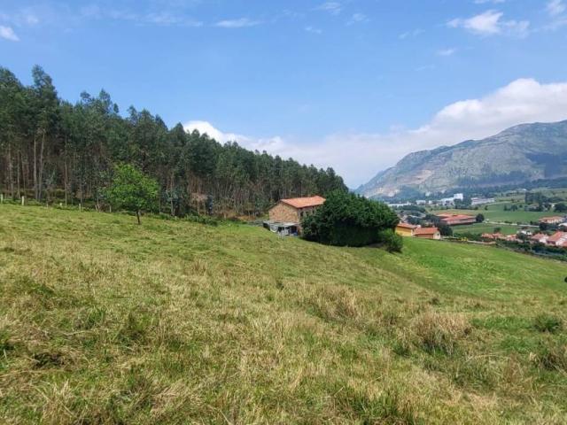 Casa en venta en Los Corrales De Buelna, Cantabria