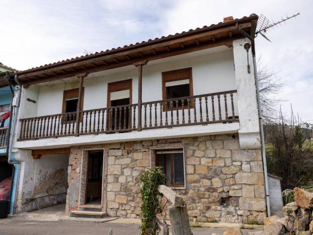 Casa en venta en Los Corrales De Buelna, Cantabria