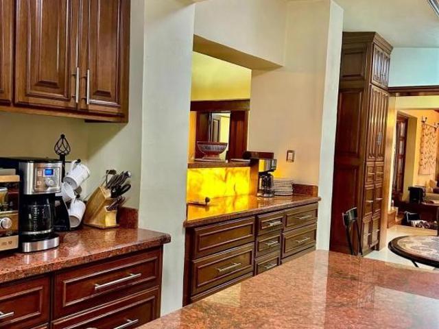 Casa en Venta en los Gonzales, los Siller, Saltillo, Coahuila, Vive el lujo y comfort de esta quinta