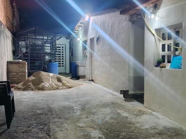 Casa en venta en Los Guayos, Carabobo