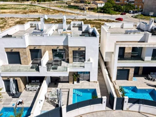 Casa en venta en el Baix Segura / La Vega Baja, Valencia