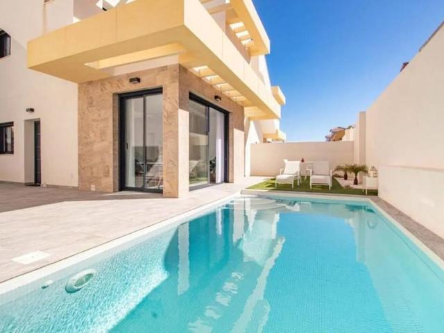 Casa en venta en Los Montesinos