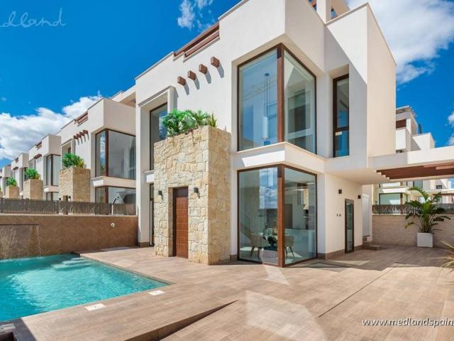 Casa en venta en Los Montesinos