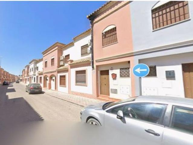 Casa en venta en Utrera, Andalucía