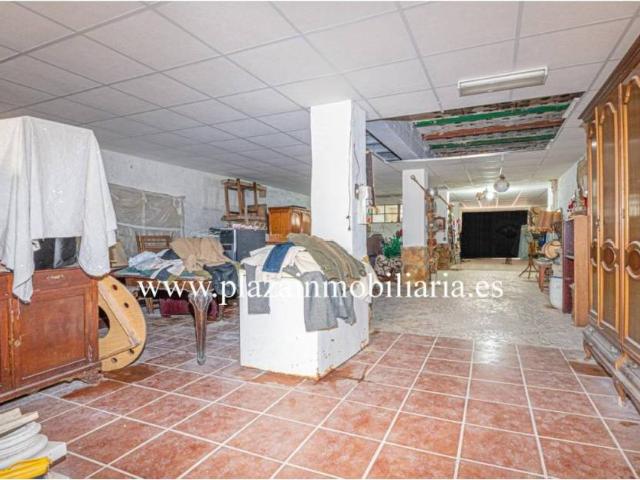 Casa en venta en Lucena, Andalucía