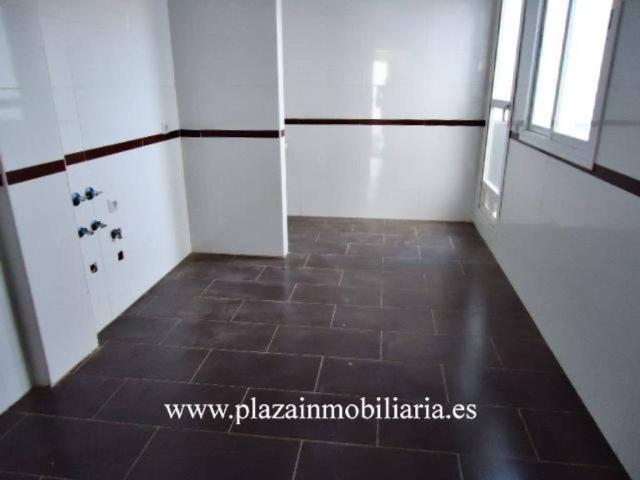 Casa en venta en Lucena, Andalucía