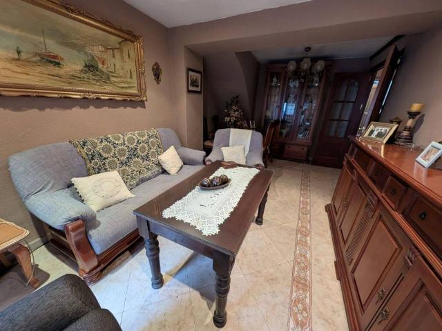 Casa en venta en Lucena, Andalucía