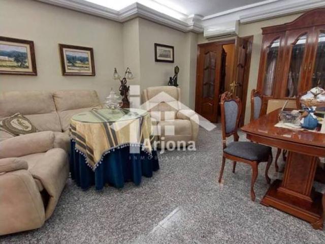 Casa en venta en Lucena, Andalucía