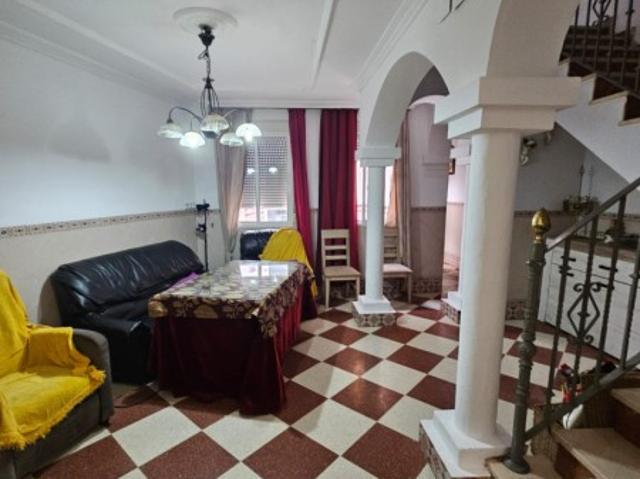 Casa en venta en Lucena, Andalucía