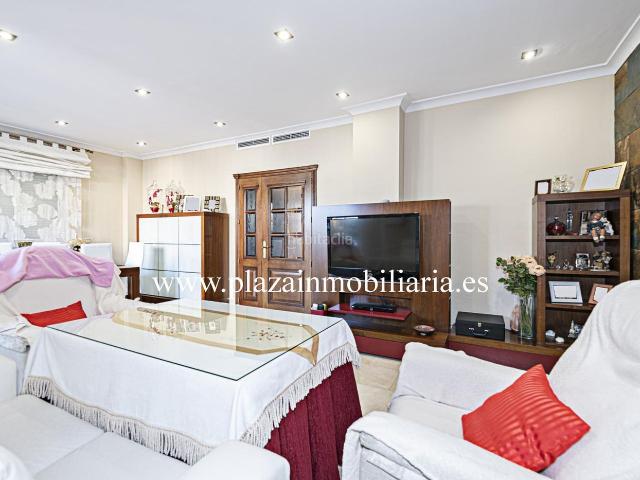 Casa en venta en Zona 2 (Centro y San Francisco), Lucena