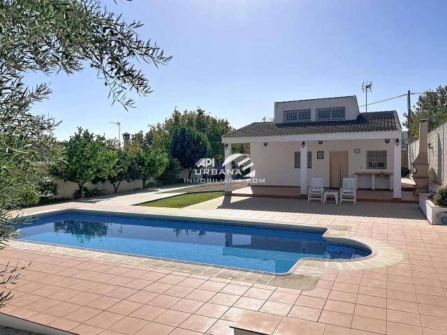 Casa en venta en Zona 2 (Centro y San Francisco), Lucena