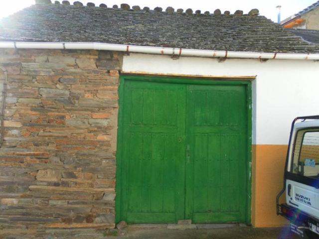 Casa en venta en Lucillo, Castilla y León