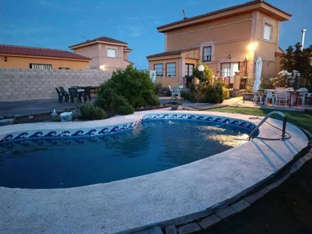 Casa en venta en Lucillos, Castilla-La Mancha