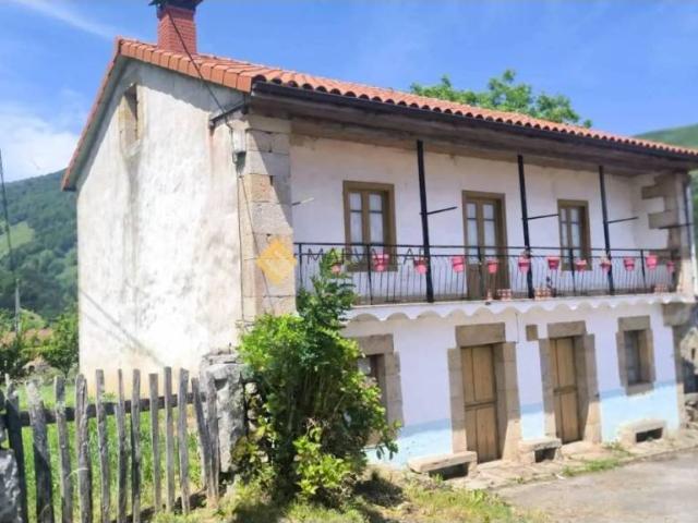 Casa en venta en Luena, Cantabria