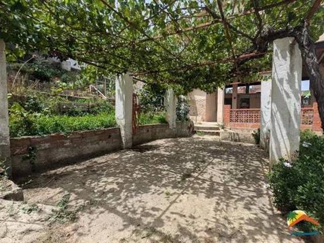 Casa en venta en Montbarbat, la Selva