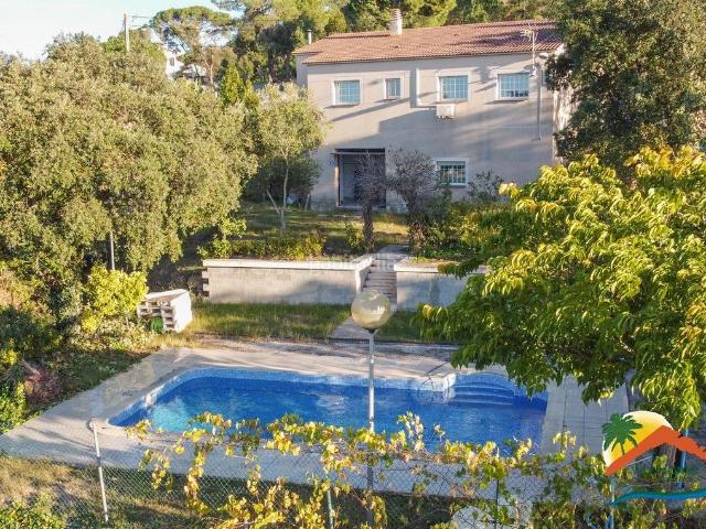 Casa en venta en Maçanet De La Selva, Montbarbat