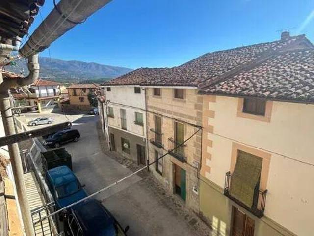 Casa en venta en Madrigal de la Vera