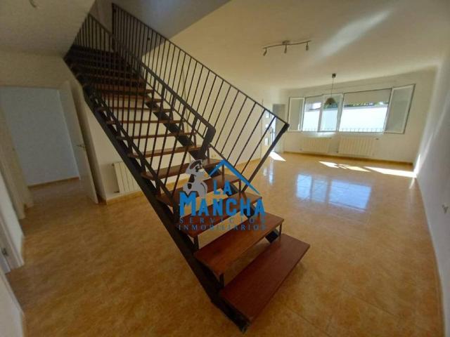Casa en venta en Madrigueras, Castilla-La Mancha