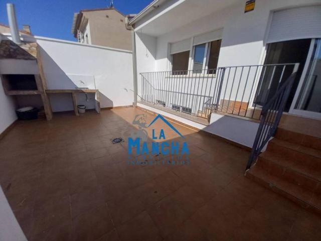 Casa en venta en Madrigueras, Albacete
