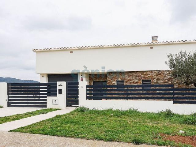 Casa en venta en Garrotxa, Catalunya