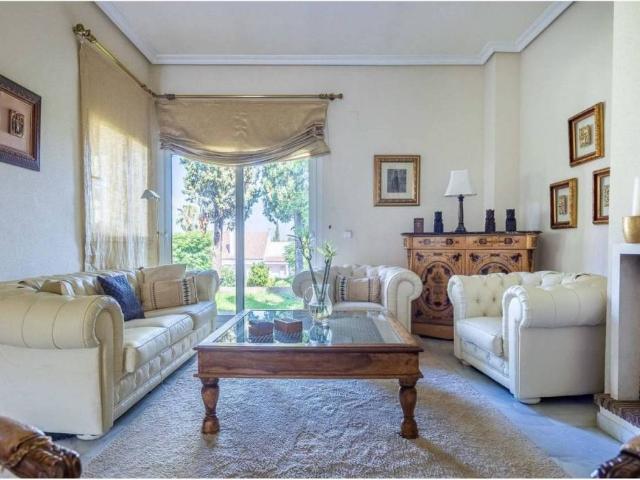 Casa en venta en Mairena Del Aljarafe, Andalucía