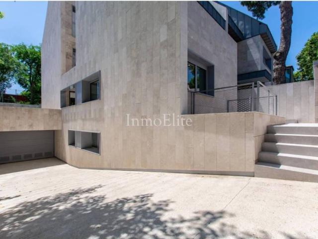 Casa en venta en Majadahonda, Madrid