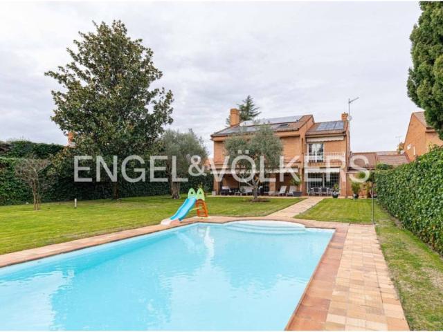 Casa en venta en Majadahonda, Madrid