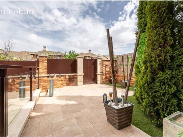 Casa en venta en Majadahonda, Madrid
