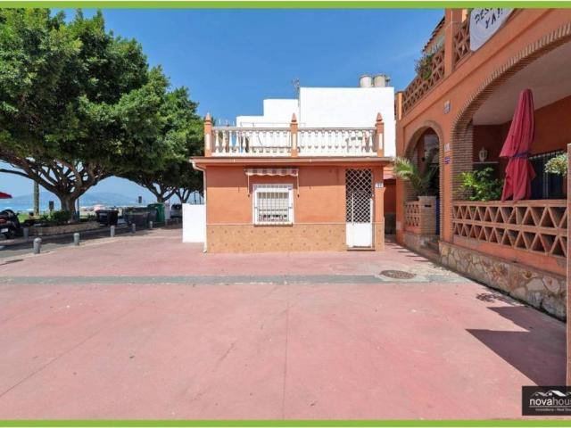 Casa en venta en Este, Málaga-Costa del Sol