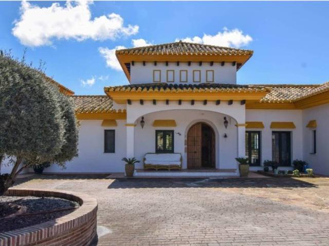 Casa en venta en Antequera, Andalucía