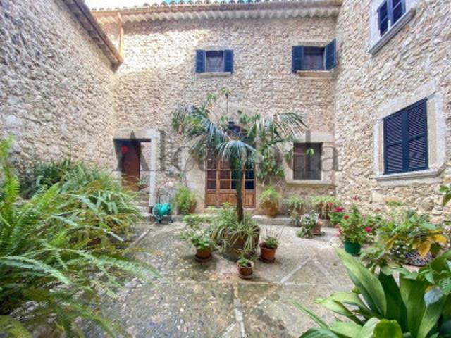 Casa en venta en Mancor De La Vall