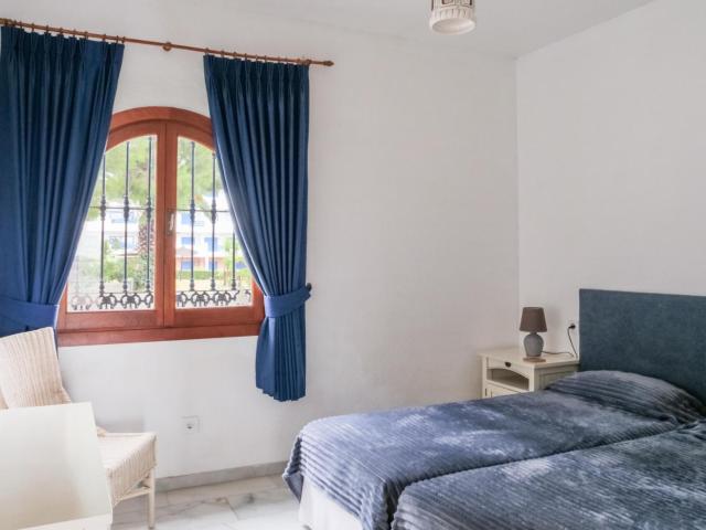 Casa en venta en Castillo de la Duquesa, Costa del Sol Occidental