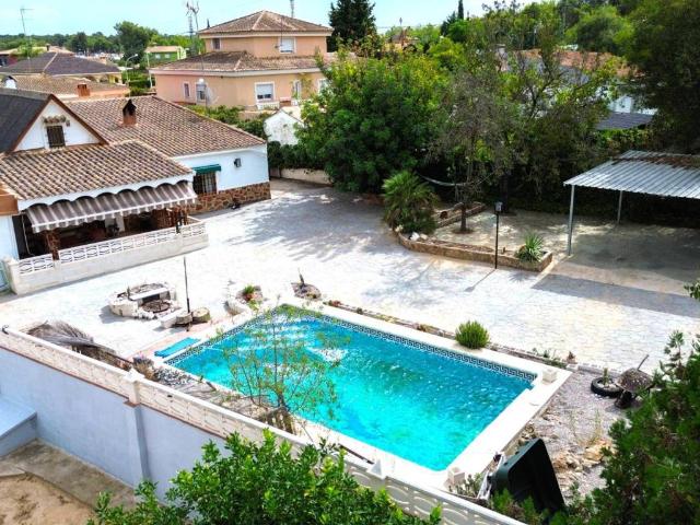 Casa en venta en l'Horta Sud, Valencia